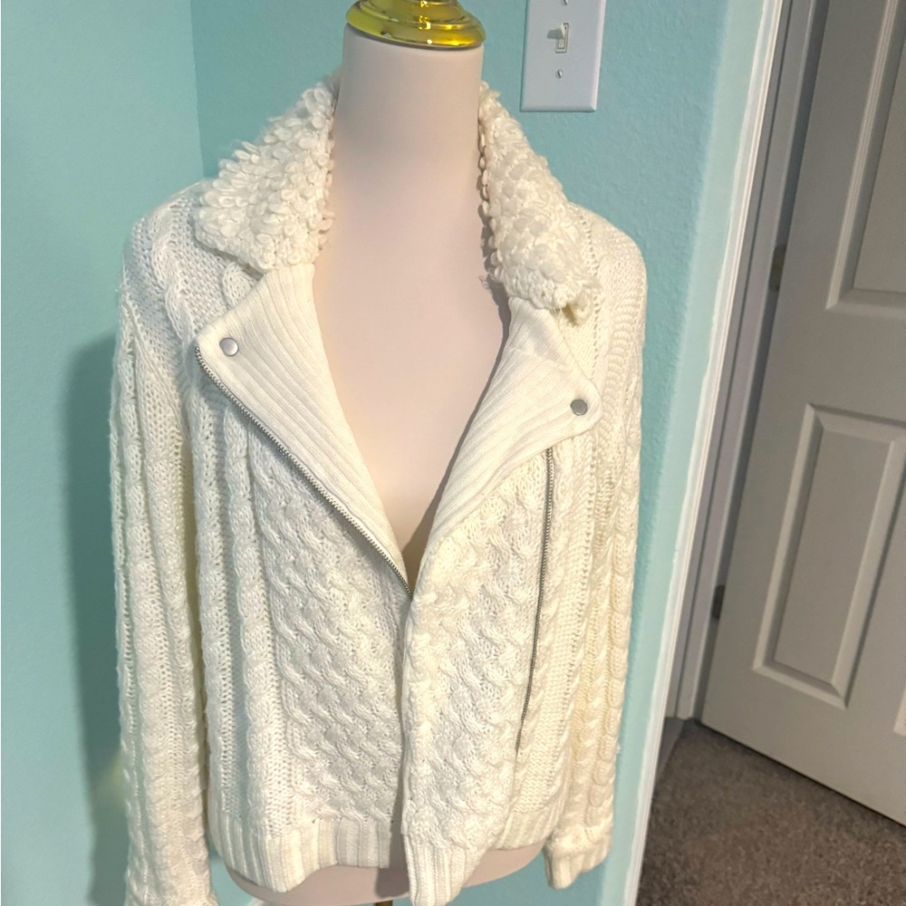 Medium Sweater from Jessica Simpson.